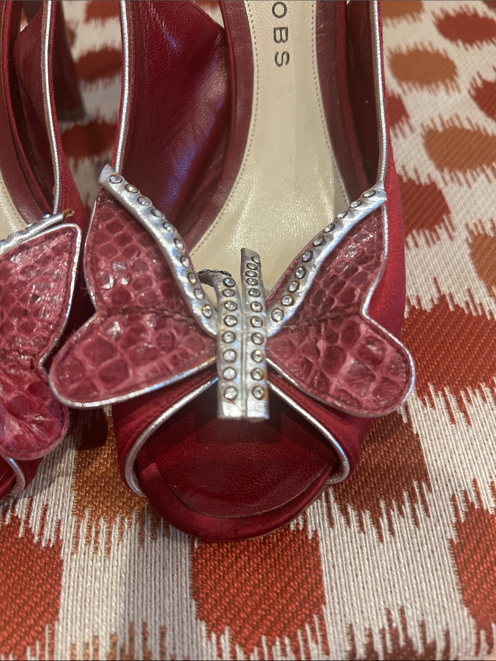 Marc Jacobs Burgundy Red Slingback Heels with Butterfly Stud Accent - Picture 2 of 8